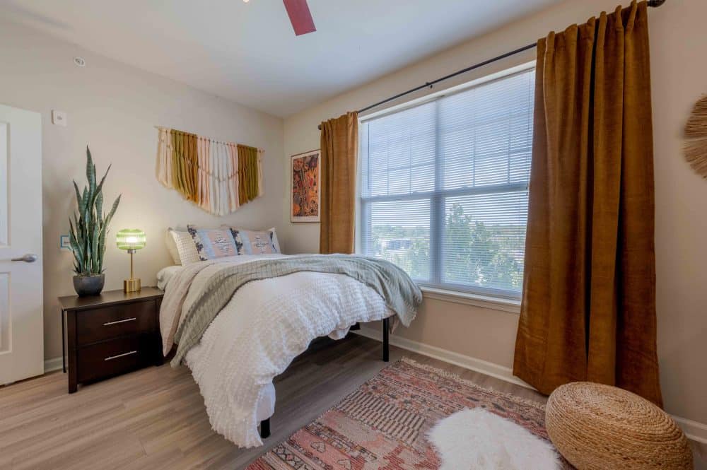 park on morton apartments near indiana university bloomington fully furnished bedroom