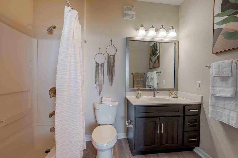 park on morton apartments near indiana university bloomington private bathroom