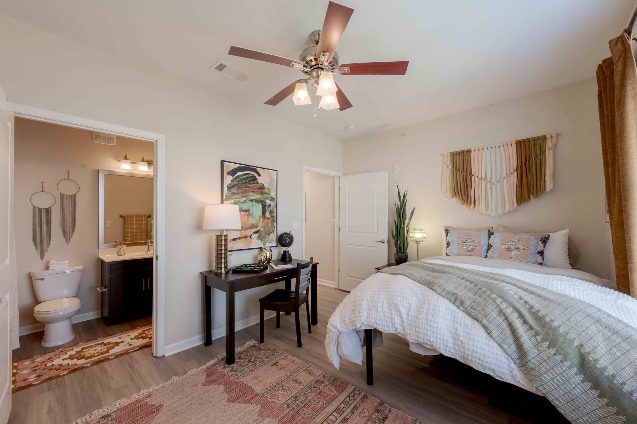 park on morton apartments near indiana university bloomington private bedroom private bathroom